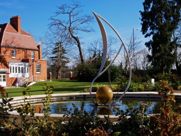 Pinewood Hotel
