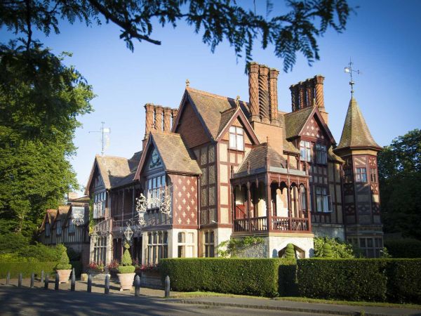 Five Arrows Hotel