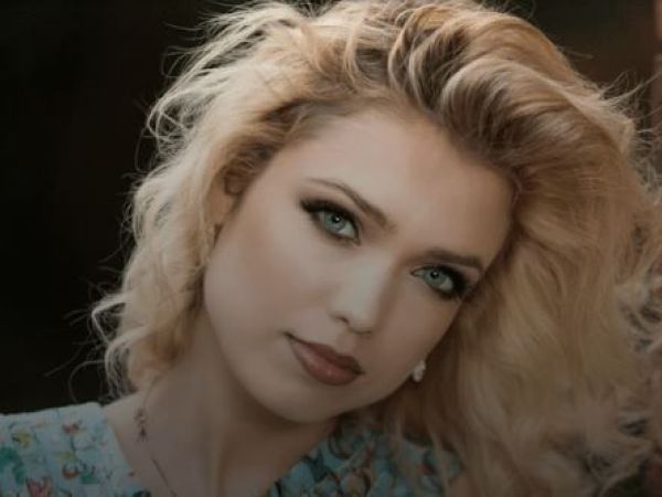 GEMMA LOUISE DOYLE | Live Music
