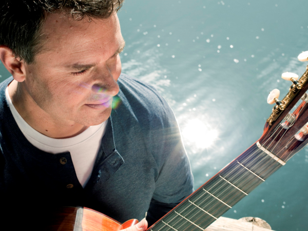 Craig Ogden: Concert and Dinner on the Thames