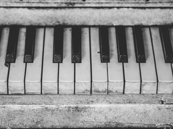 Echor Music: The Schumanns and Brahms