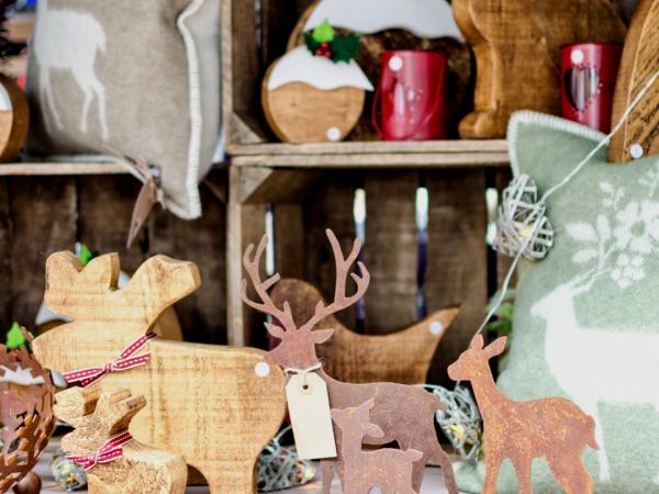 Christmas Market @ Hogshaw Farm & Wildlife Park
