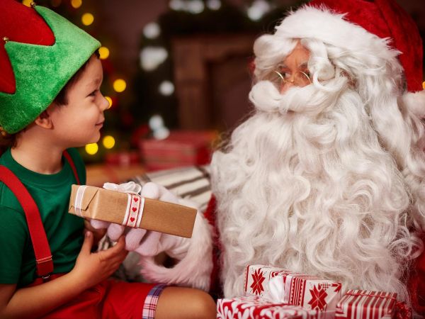 Sunday Lunch With Santa